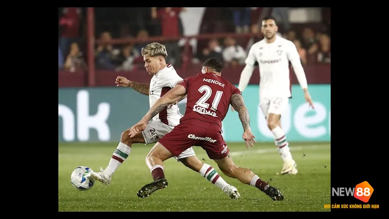 Hành động trong trận đấu giữa Fluminense và Lanus - "Fluminense" vs "Lanus" Hành động trong trận đấu giữa Fluminense và Lanus - "Fluminense" vs "Lanus"